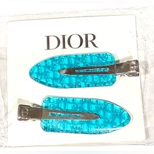 DIOR Beauty Blue Hair Clips